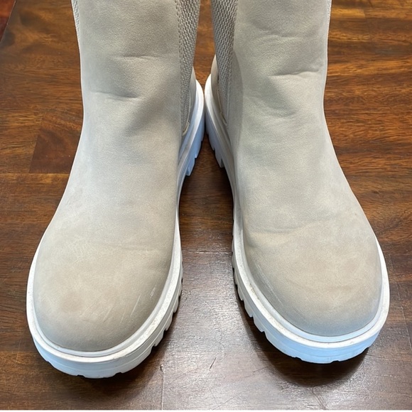 Lug sole boot - Picture 1 of 7